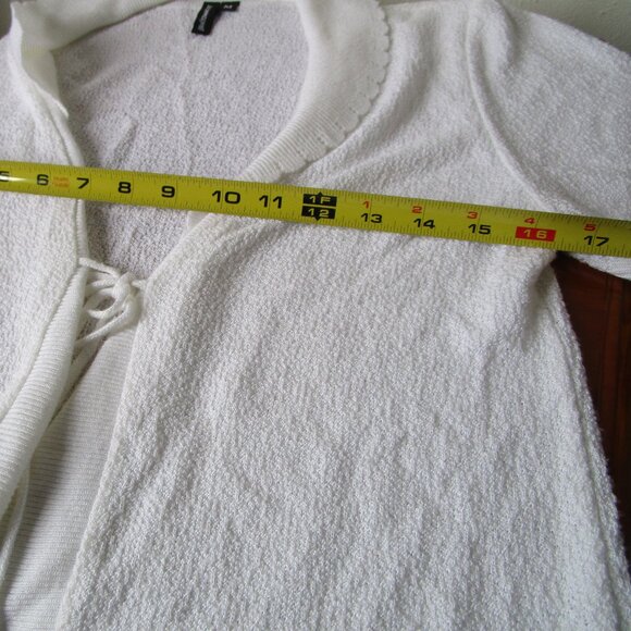 Lightweight knit sweater, open w string tie. JasonMaxwell M white short sleev - Picture 9 of 11